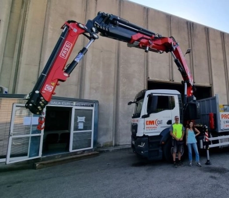 Una grúas Fassi F365RA.2.26 para PROGASA