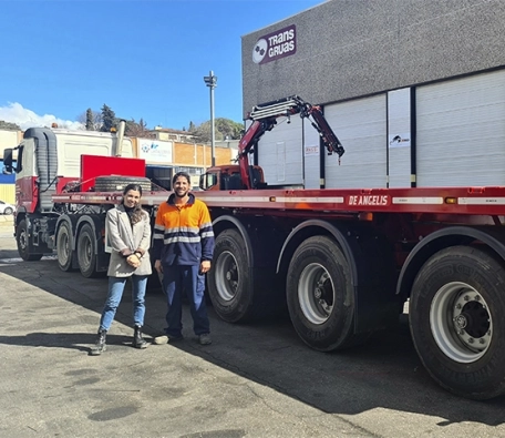 De Angelis counterweight platform delivery