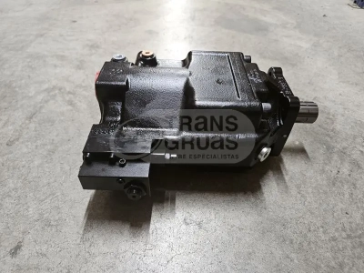 Variable displacement pump for hydraulic cranes