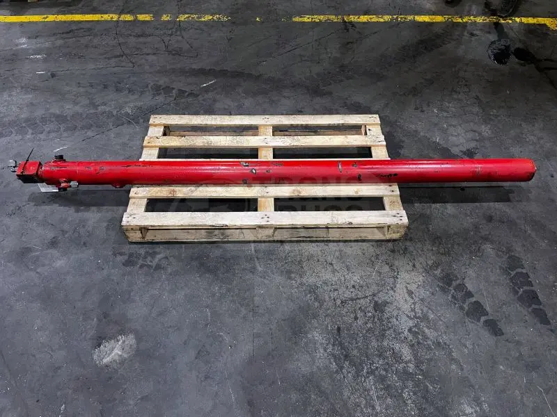 Used cylinders for Fassi crane F360BXP