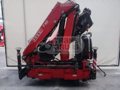 brazo hidraulico fassi de 14 tm para camion (2).webp