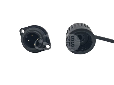 Conector macho 4 pins (1).webp