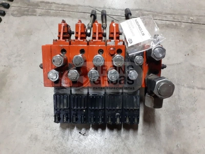 Used distributor for Fassi crane F450AXP.27