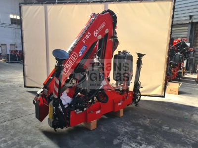 fassi nueva de 18tm con funciones en punta para accesorios (3).webp