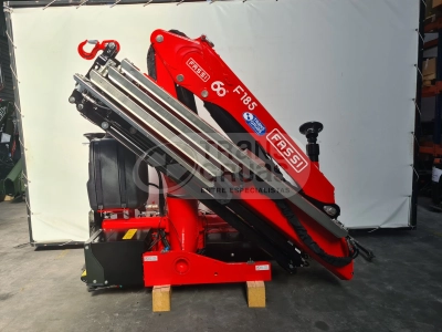 fassi nueva de 18tm con funciones en punta para accesorios (5).webp