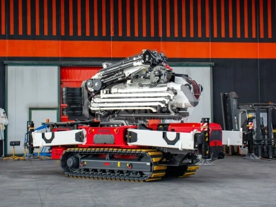 grua articulada sobre orugas gran tonelaje jekko jf1050 (10).webp