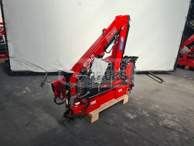 grua fassi f32 (2).webp