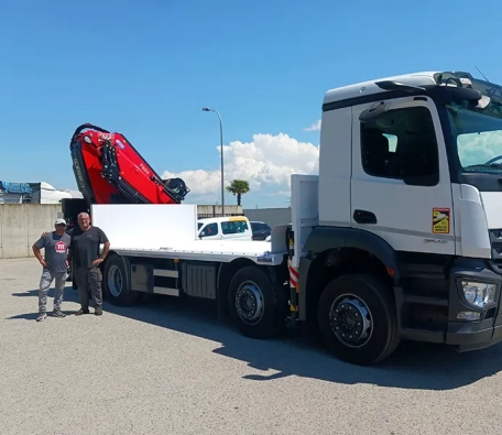 Fassi F600RA knuckle boom crane
