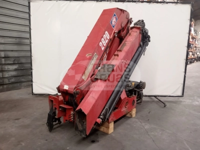 grua hidraulica en venta hmf 2823 oportunidad.webp