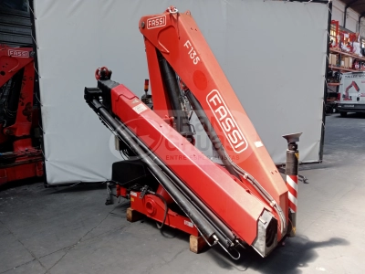 grua hidraulica fassi en venta de 11,11 tm (4).webp