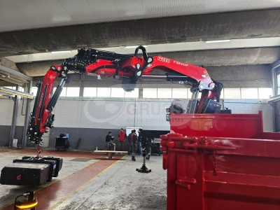 grua hidraulica fassi f250 techno con la mejor calidad y potencia del mercado.webp