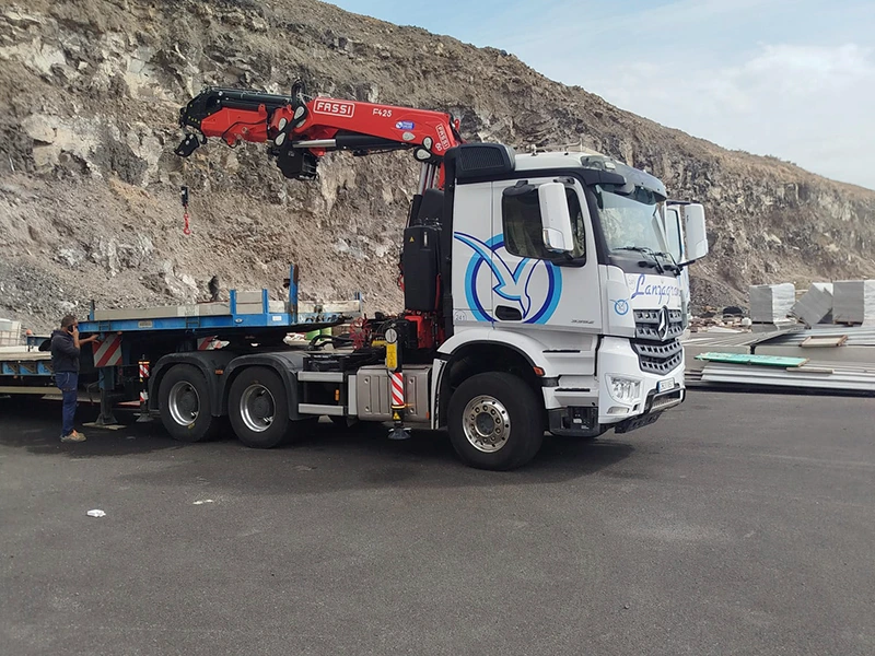 Grúa hidráulica Fassi F425RA (6).webp