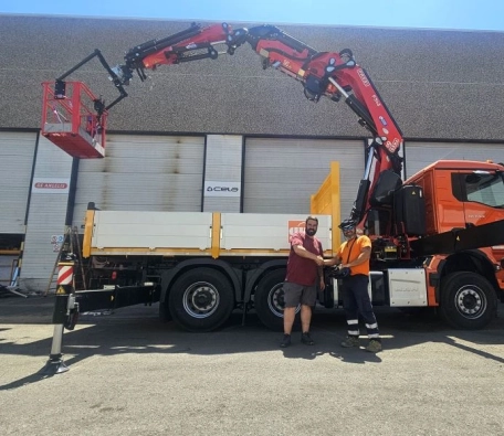 Grúa hidráulica Fassi F545RA (6).webp