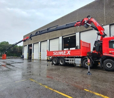 Grúa hidráulica Fassi F805R techno (2).webp