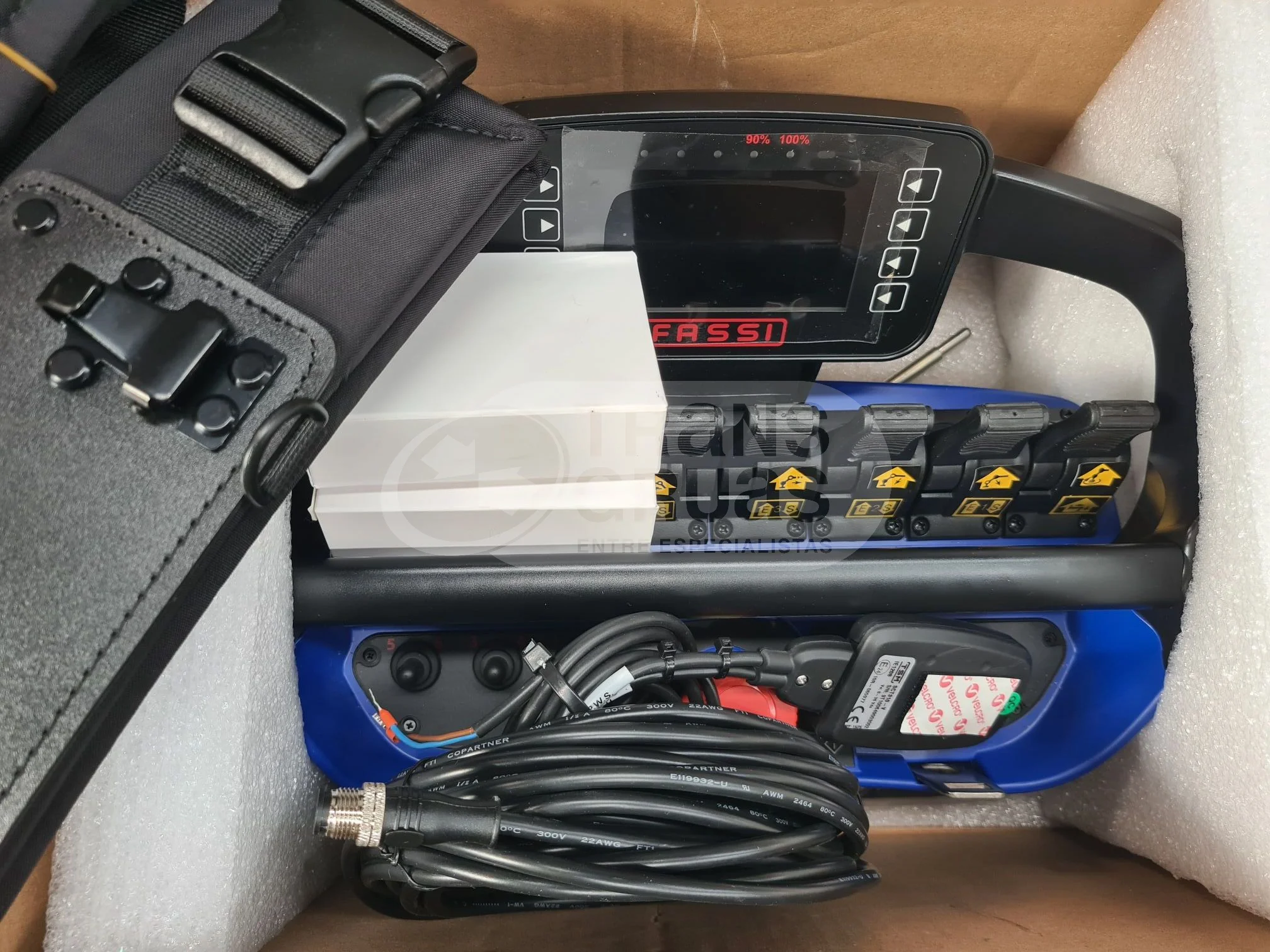 grua hidraulica fassi gama pesada modelo f545 con jib l456.webp