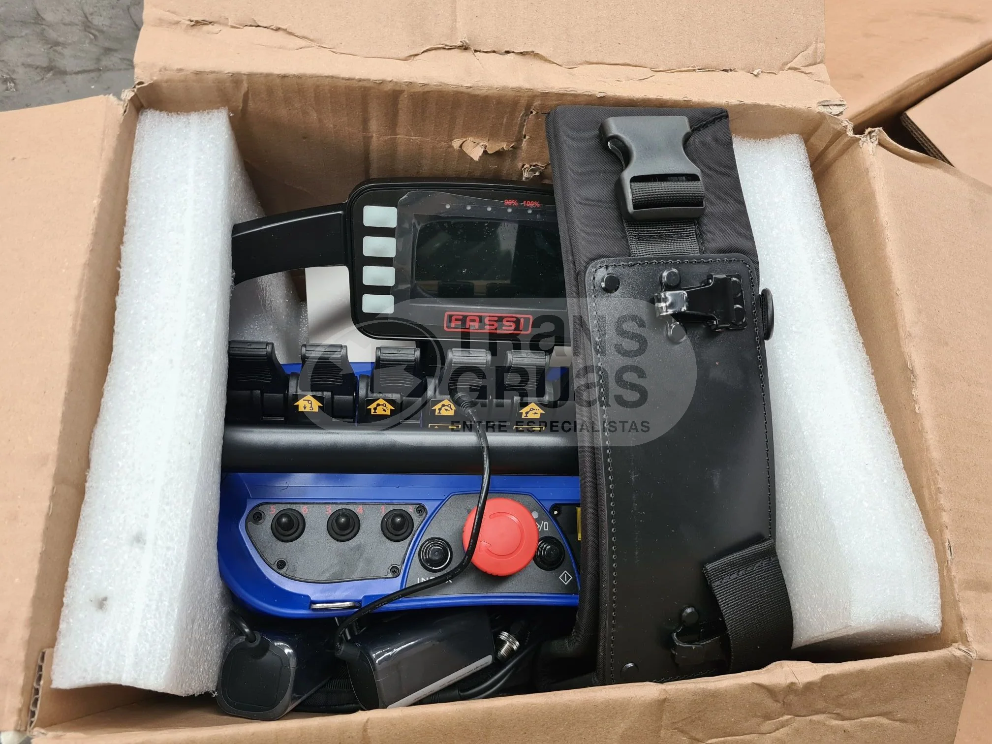 grua hidraulica fassi modelo f485ra de 50tm.webp