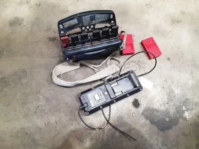 grua hidraulica hiab 211 con 3 salidas hidraulicas (4).webp