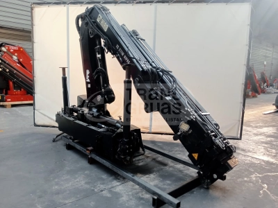 grua hidraulica hiab 211 con 3 salidas hidraulicas (6).webp