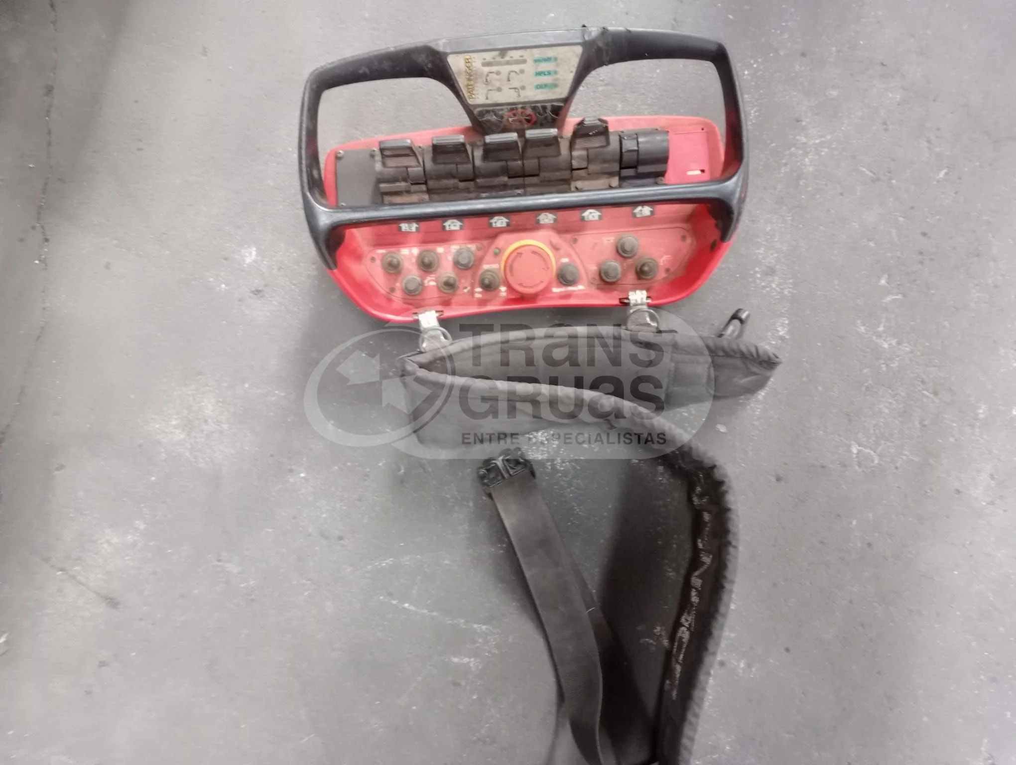 grua hidraulica palfinger capacidad 29 tm (5).webp