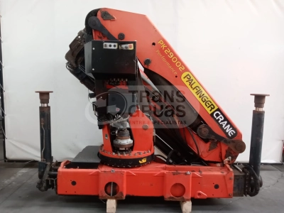 grua hidraulica palfinger capacidad 29 tm.webp