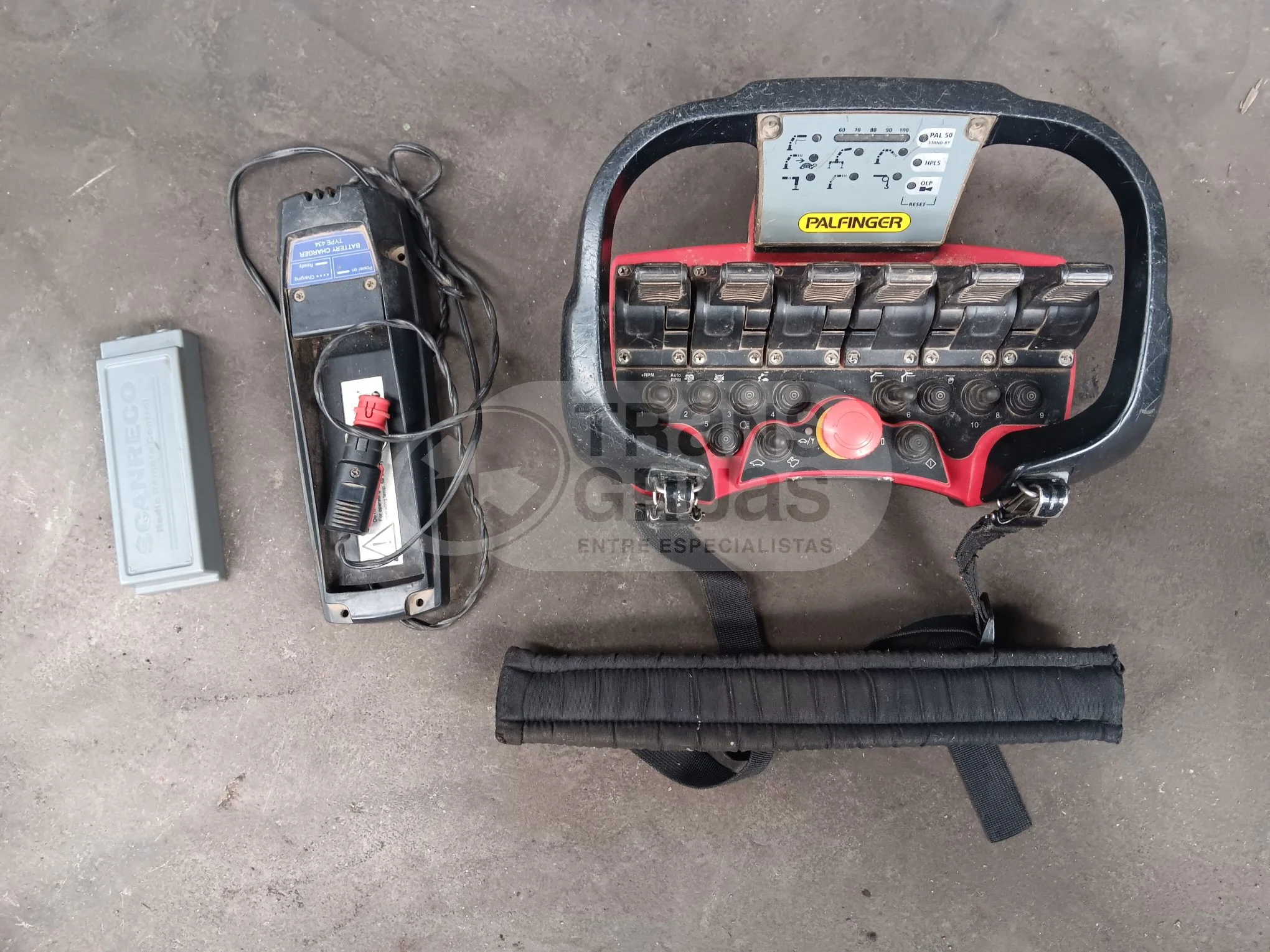 grua hidraulica palfinger pk16002 en venta (5).webp