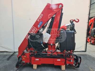 grua hidraulica para montar en camion marca fassi modelo f135 (2).webp