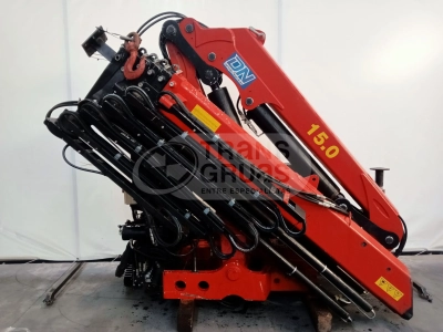 grua hidraulica sobre camion calidad italiana.webp