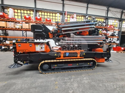 grua hidraulica sobre orugas jekko jf545.2 (3).webp