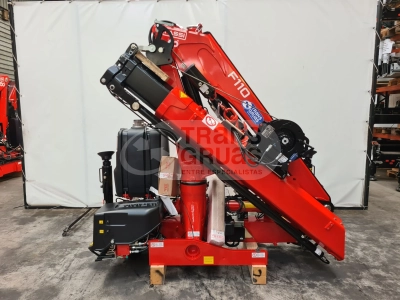 grua para camion fassi f110 con cabrestante 900kg (4).webp