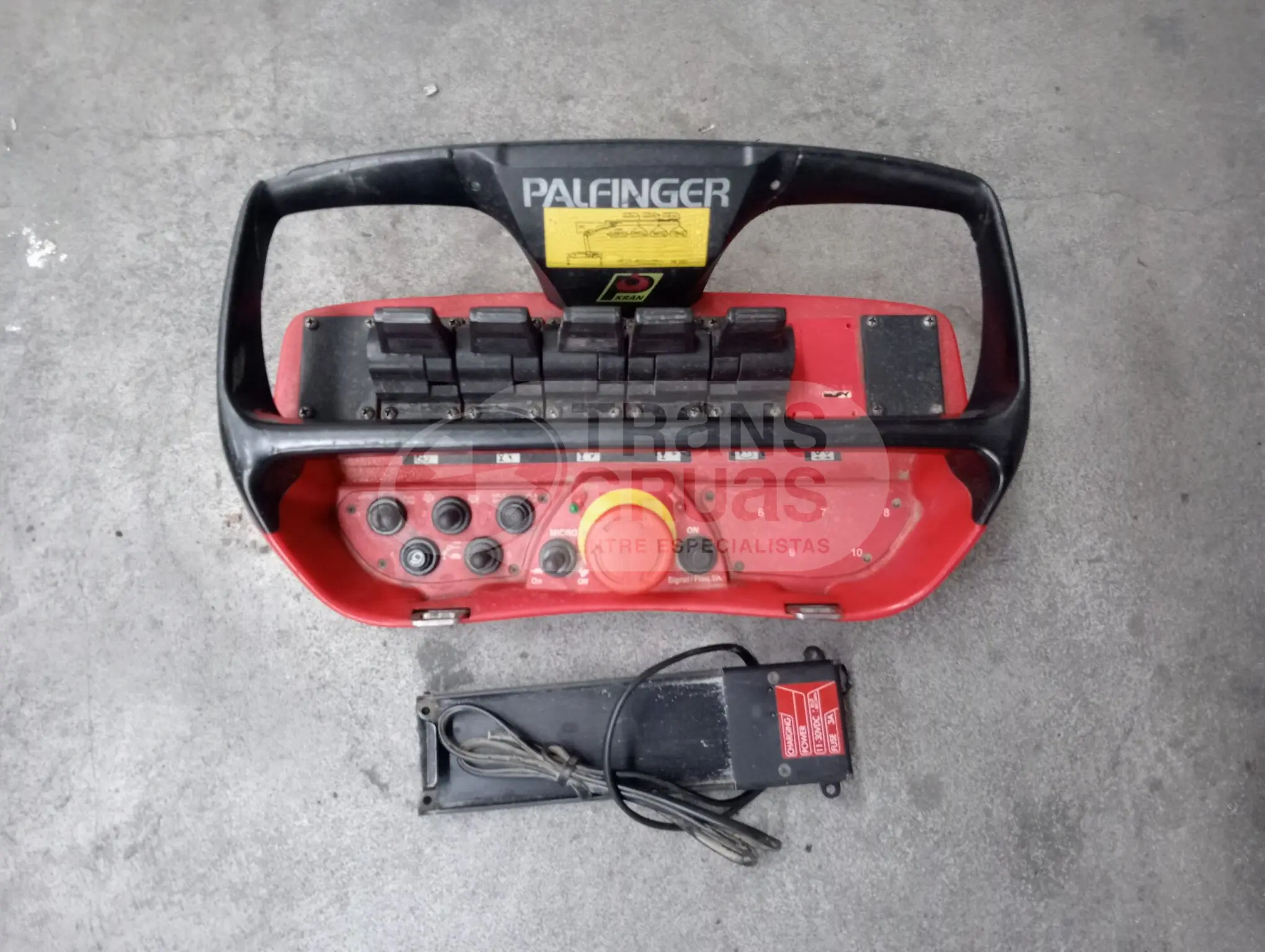 grua pequeña palfinger pk6001 para camion (5).webp