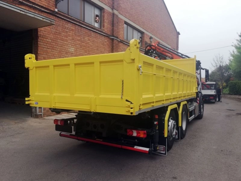 Entrega grúa Fassi F365A.2.25 + Volquete