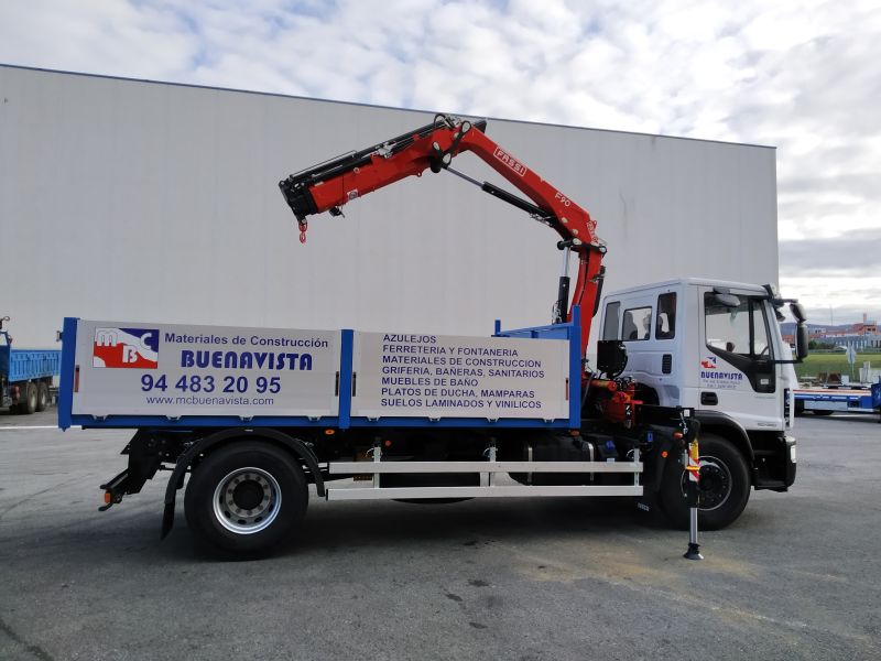 F90B.2.23 + tipper body delivery