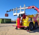 Grúa Fassi F820RA.2.28 con remolcador