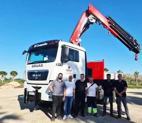 Entrega Fassi F455RA.2.28 a Grúas el Campello