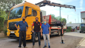 Delivery of used crane Atlas 390.2