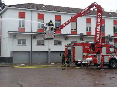 Plataforma aérea para bomberos Cela DT28F