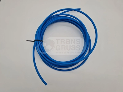 tubo de conduccion hidraulica azul.webp