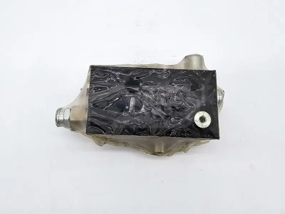 Válvula regenerativa de aceite para grúas Fassi